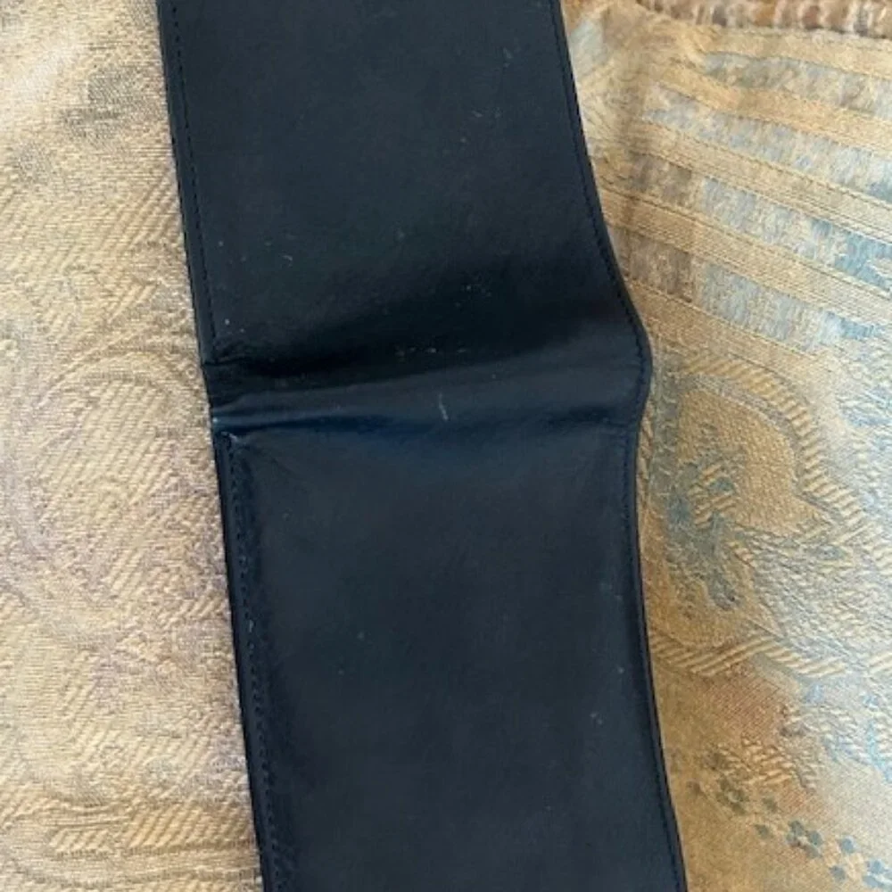 BUXTON Top Grain Cowhide Black Leather WALLET